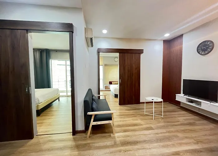 Parkview Service Apartment By Bonjour