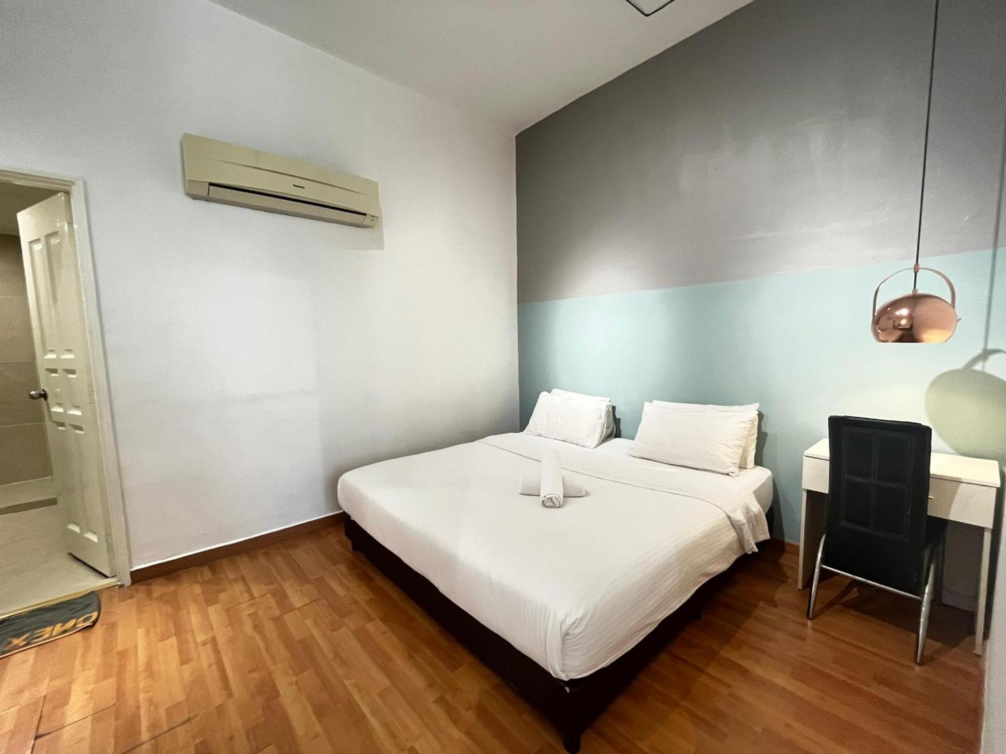 Parkview Service By Bonjour Apartment *