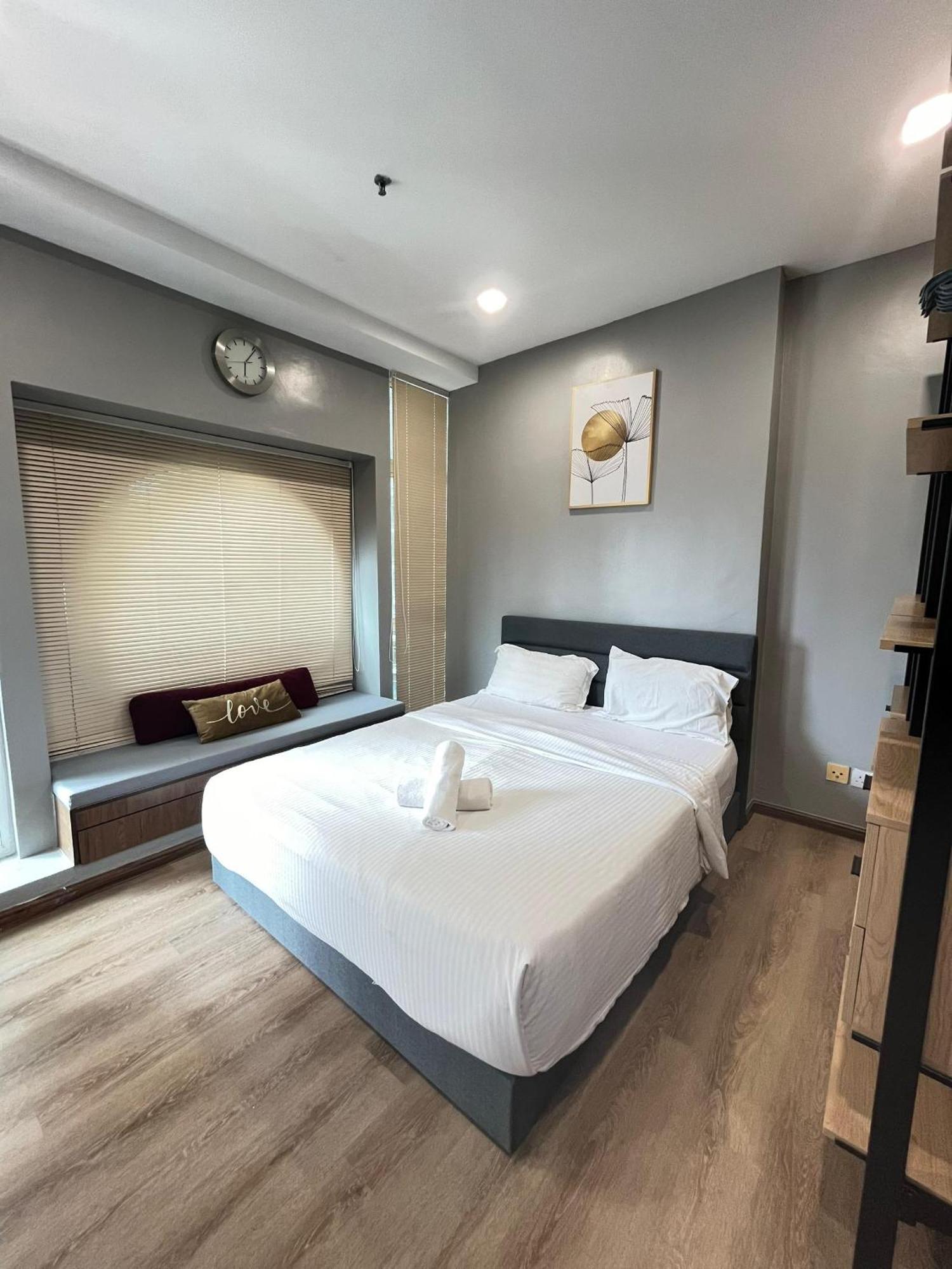 Apartment Parkview Service By Bonjour Kuala Lumpur